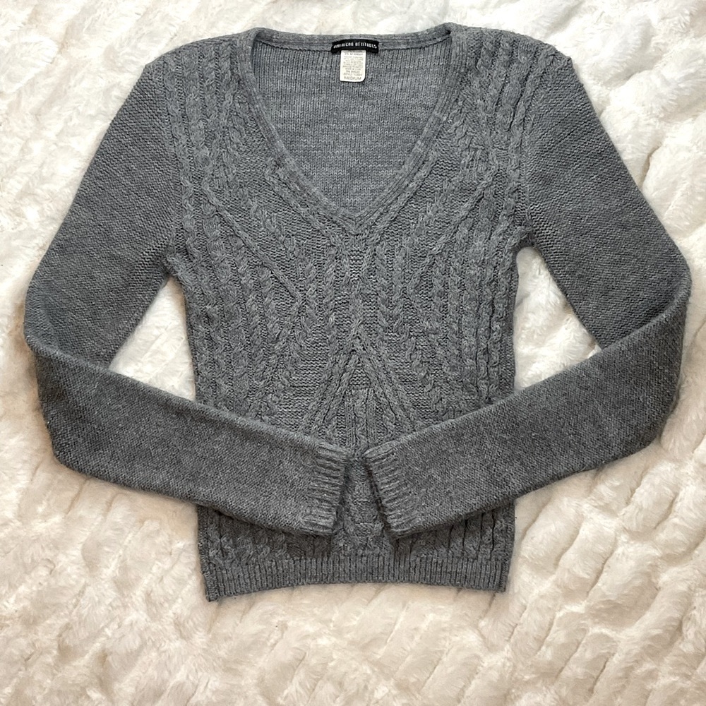 Gray Cable Knit Deep V-Neck Sweater Sz S